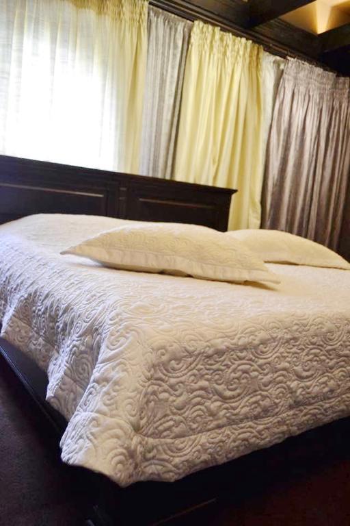 Gogol Hotel Мирхород Екстериор снимка