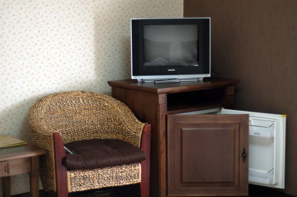 Gogol Hotel Мирхород Стая снимка